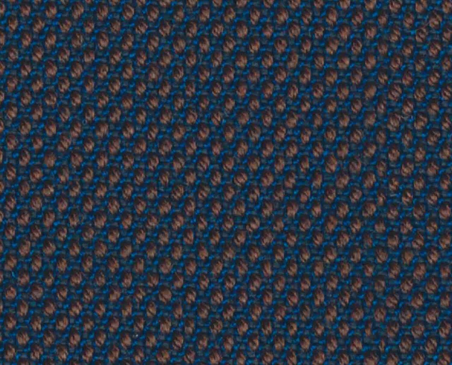 j007