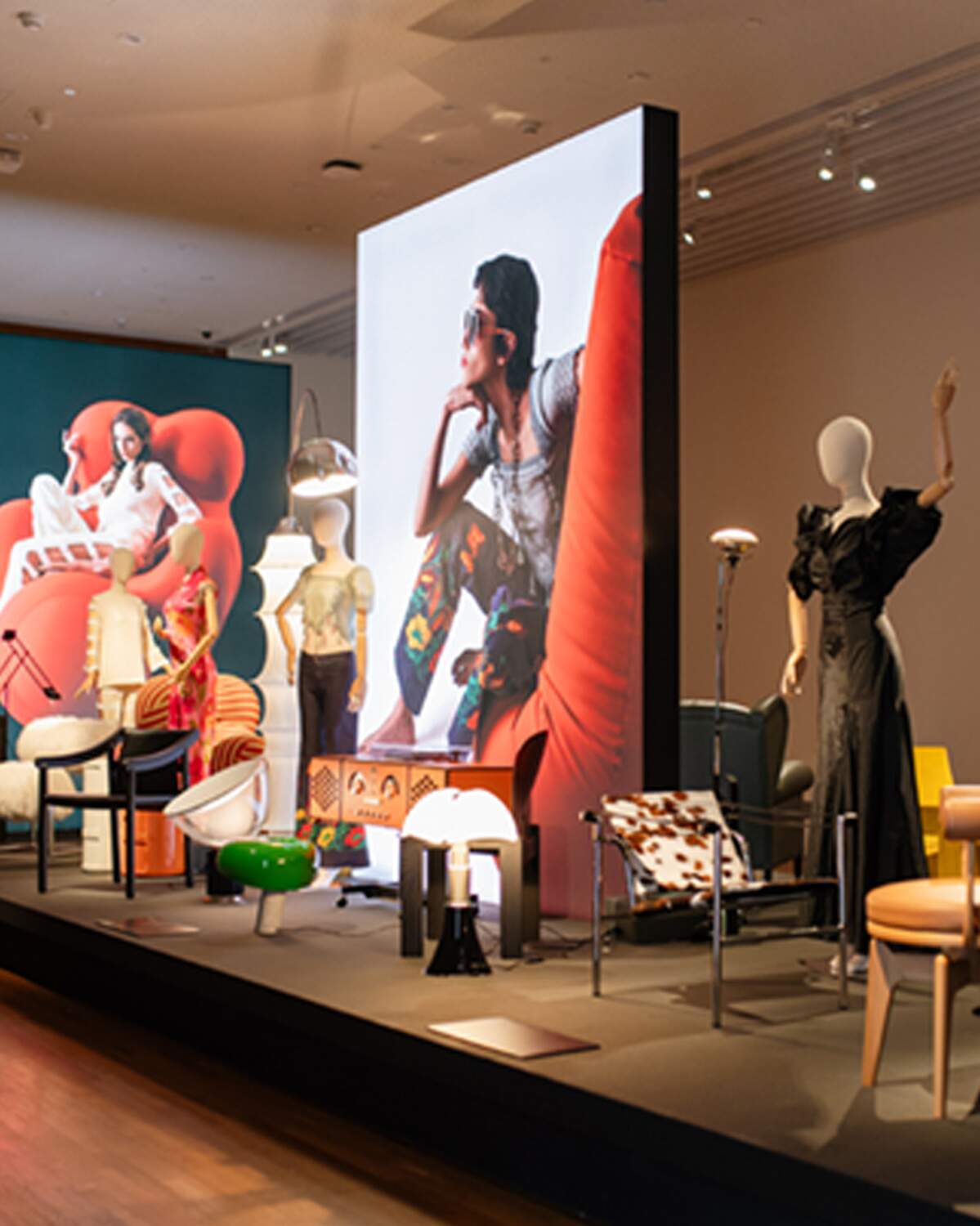 Cassina ABITO Shangai carosello 02