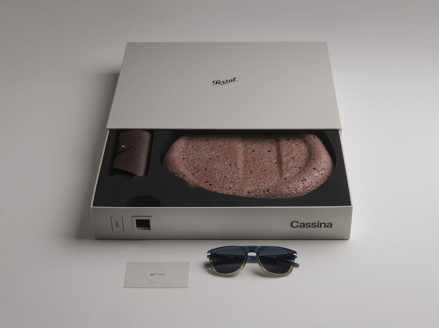 CASSINA PERSOL teaser 1752x1312