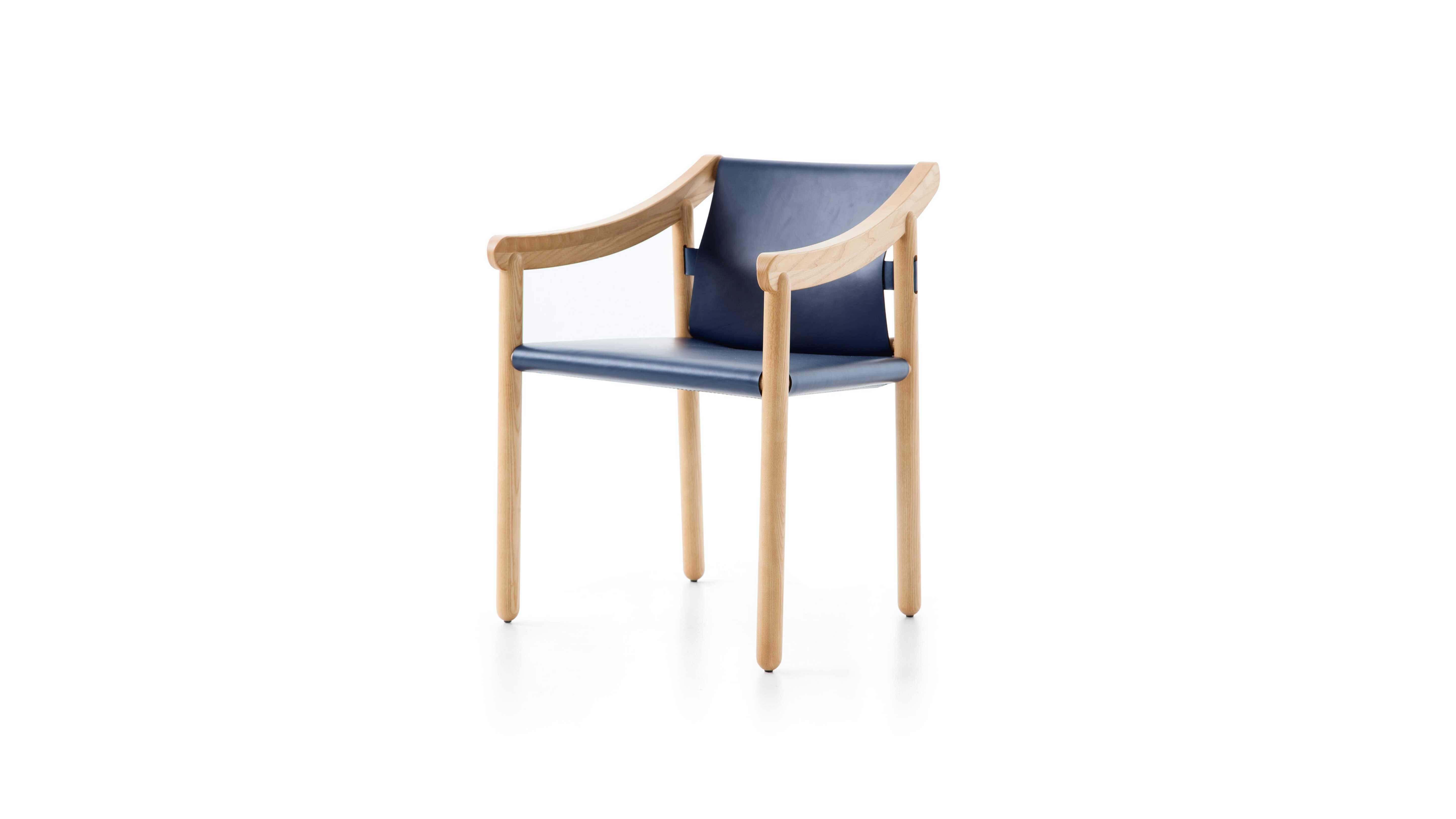 905 Chair by Vico Magistretti | Cassina