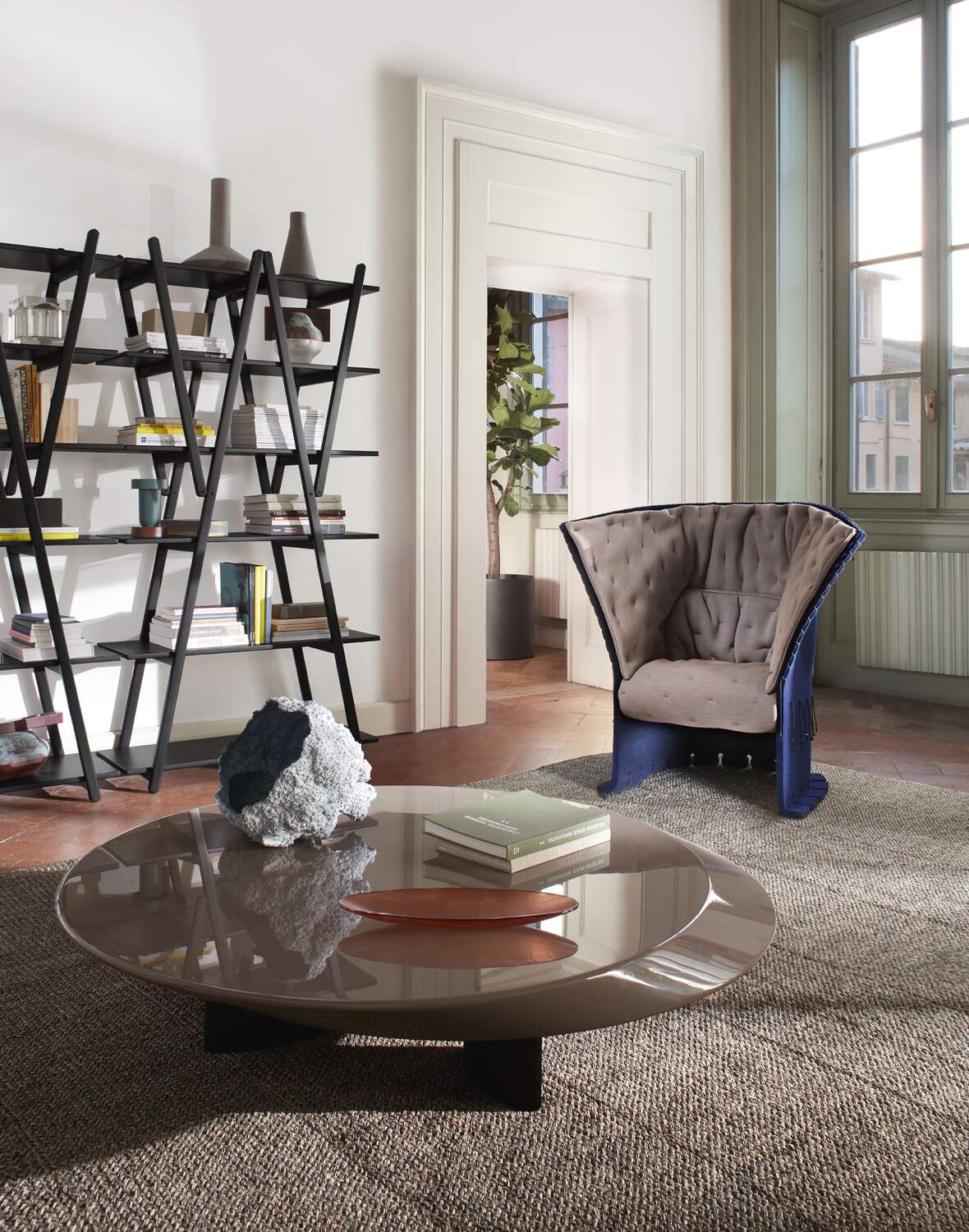 Accordo Low Table by Charlotte Perriand | Cassina