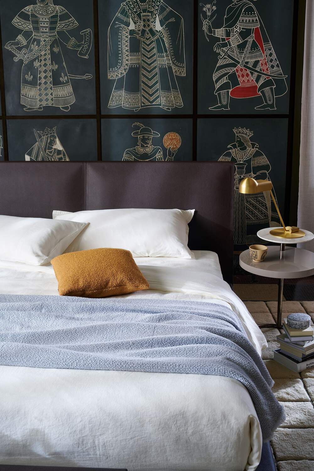 Acute Low table by Rodolfo Dordoni | Cassina