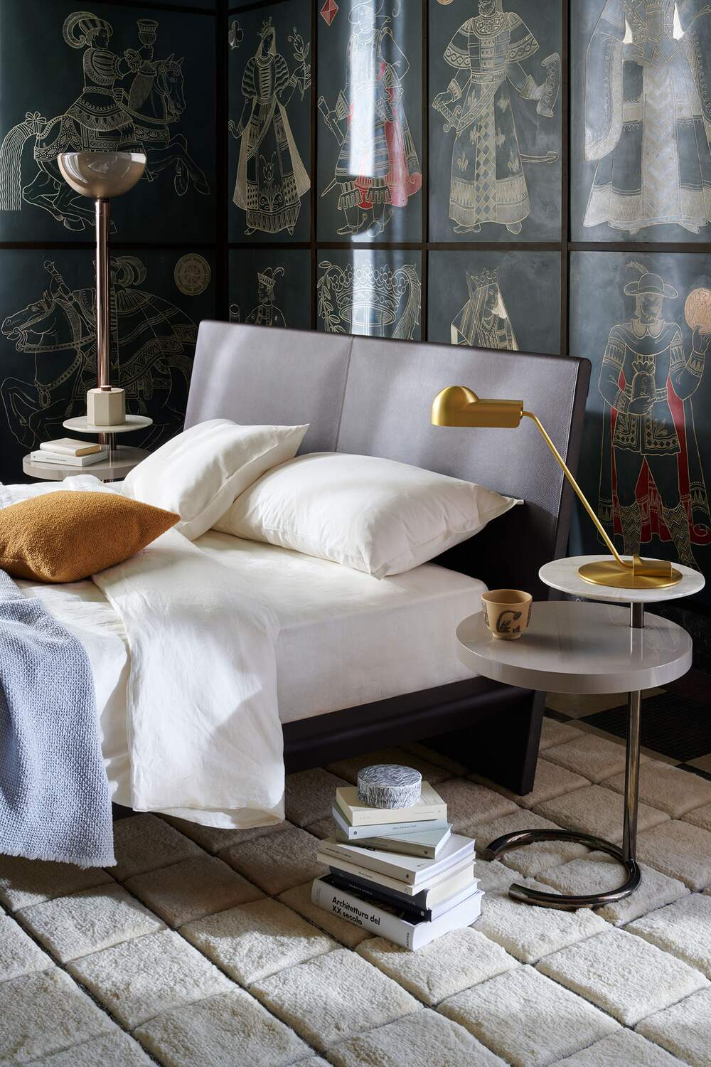 Acute Low table by Rodolfo Dordoni | Cassina