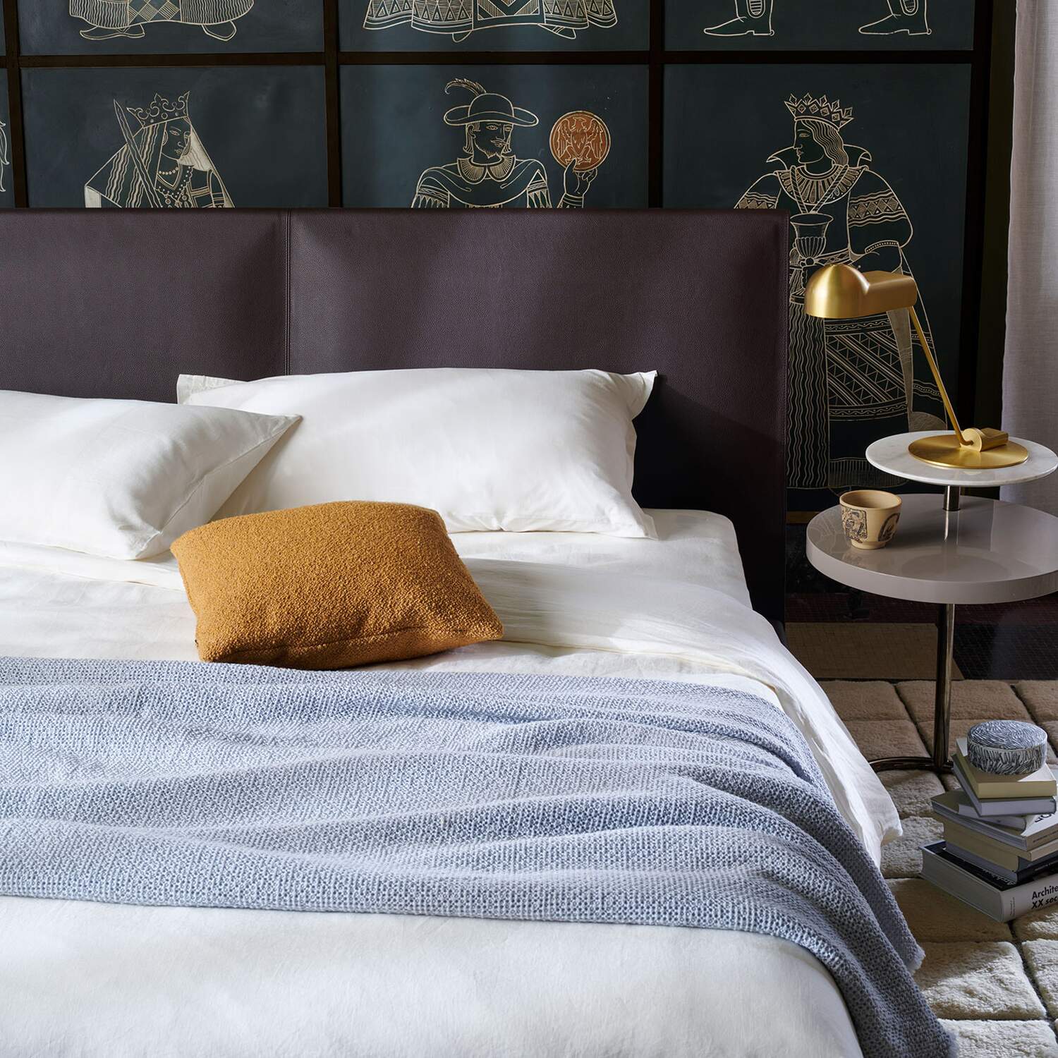Acute bed by Rodolfo Dordoni | Cassina