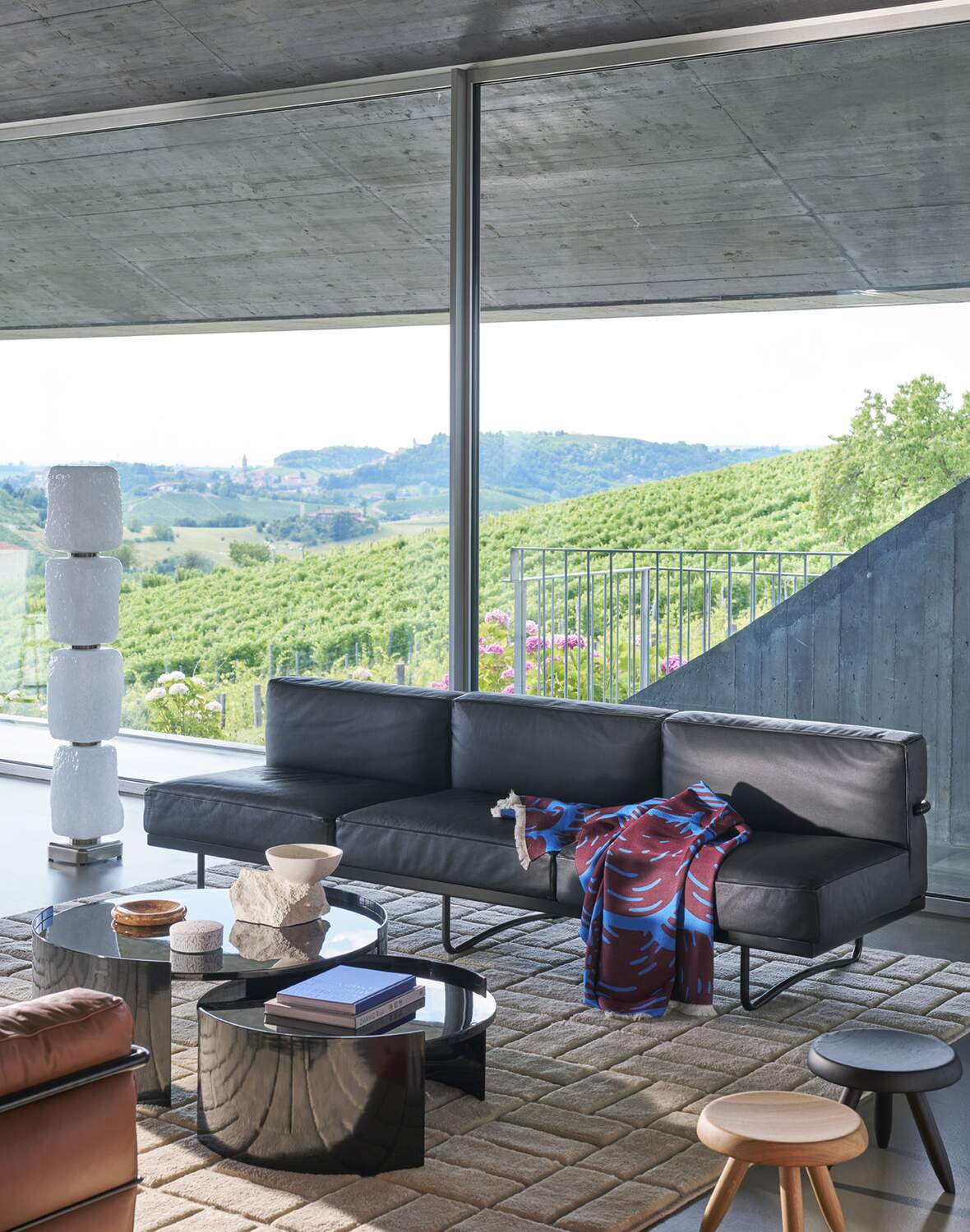 Bowy Table Low table by Patricia Urquiola| Cassina