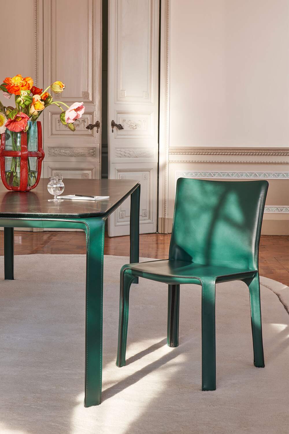【ako】Cassina 412 CABチェア① 412 CAB（キャブ アームレスチェア） Cassina | カッシーナ