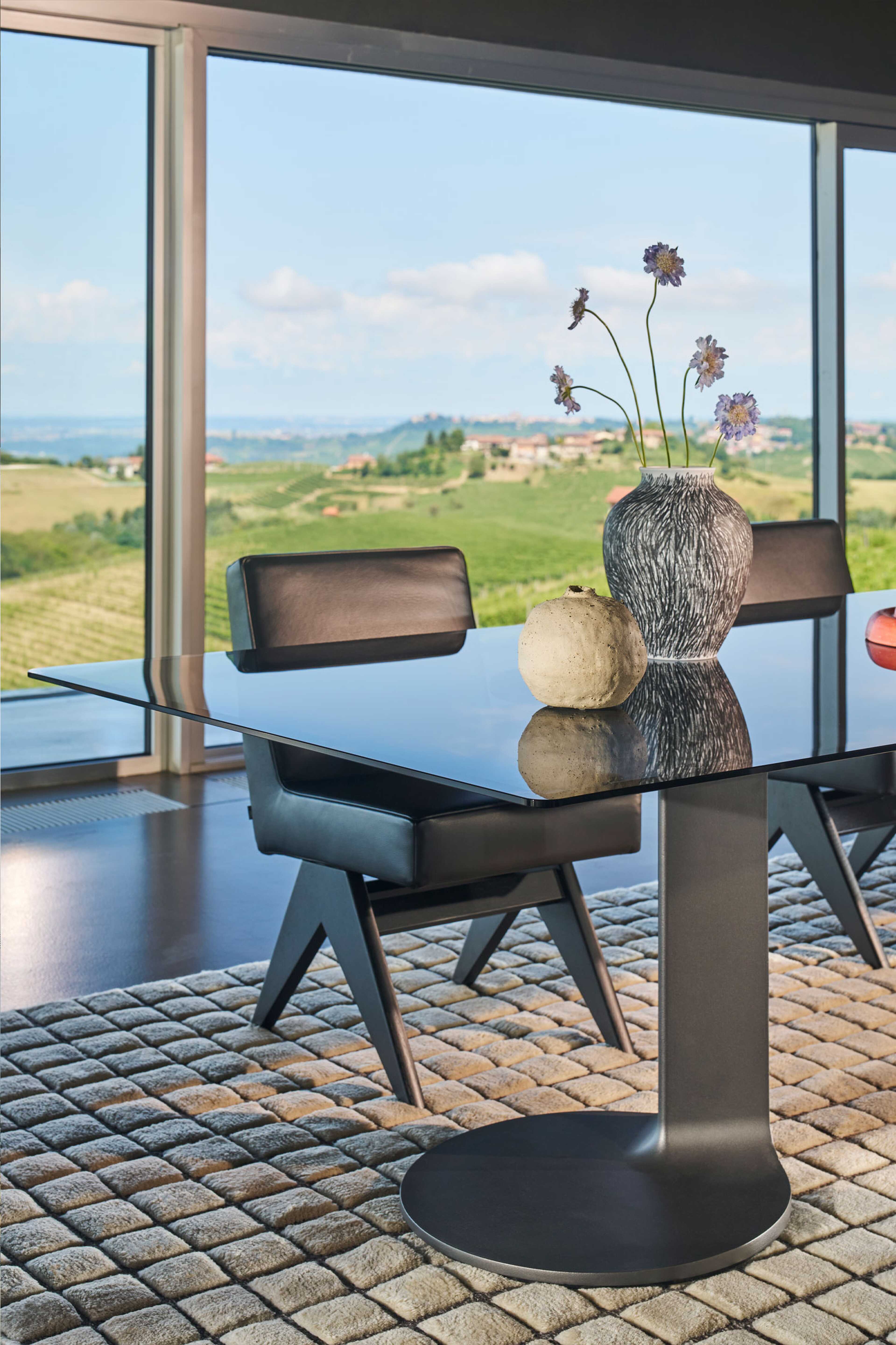 Committee Chair small armchair | P. Jeanneret | Cassina