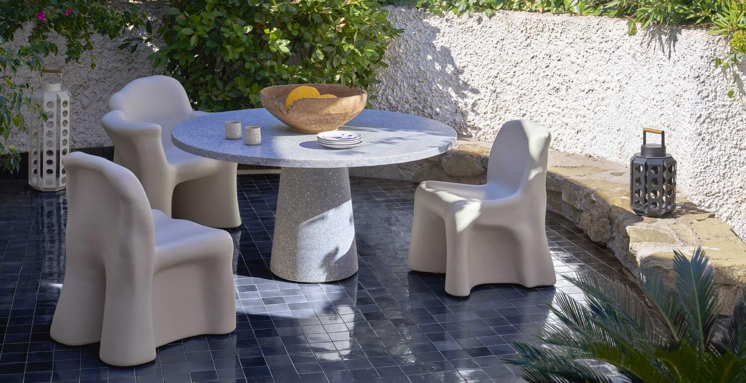 01 hero dalila chair