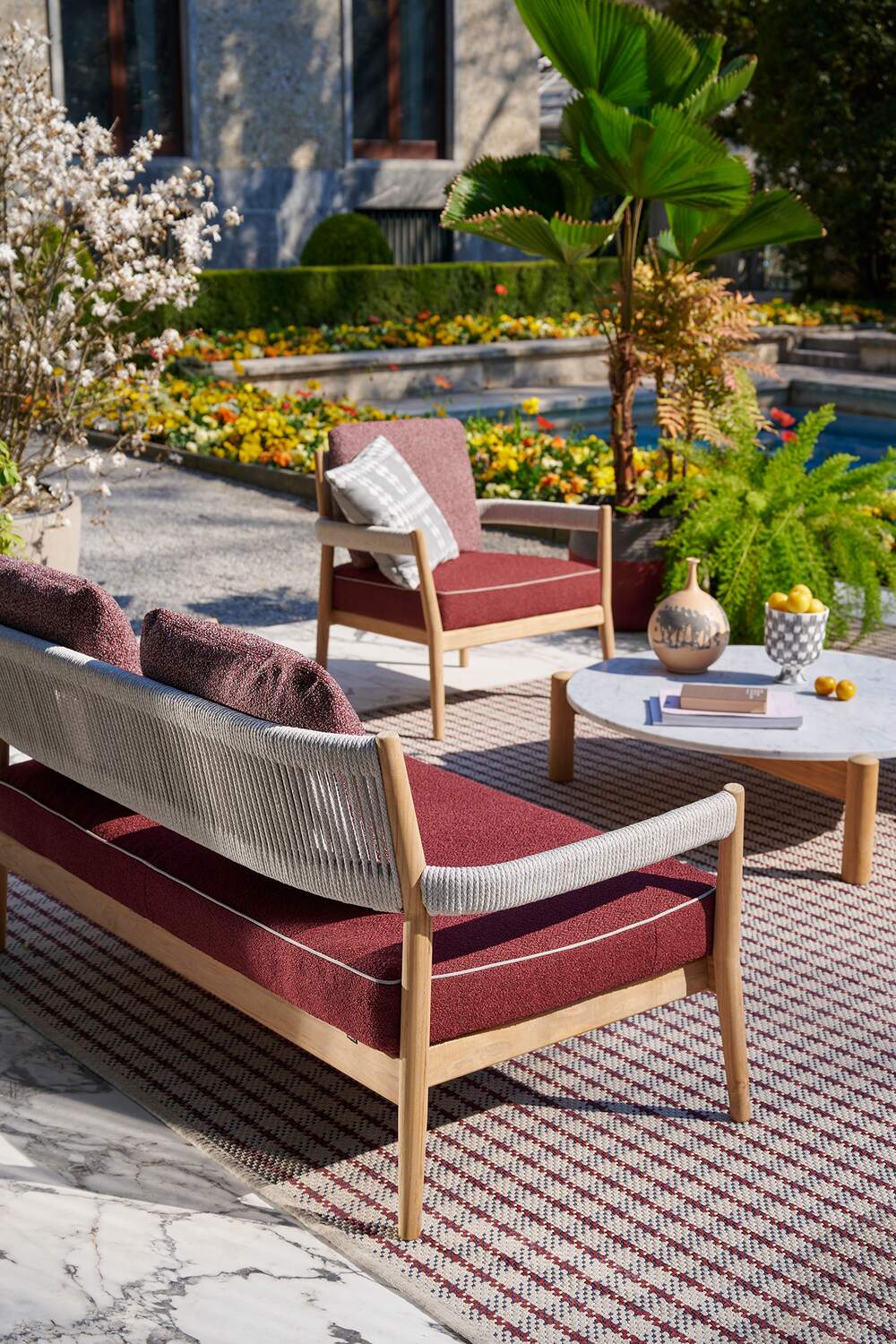Dine Out sofa, elegant| Outdoor | Rodolfo Dordoni | Cassina