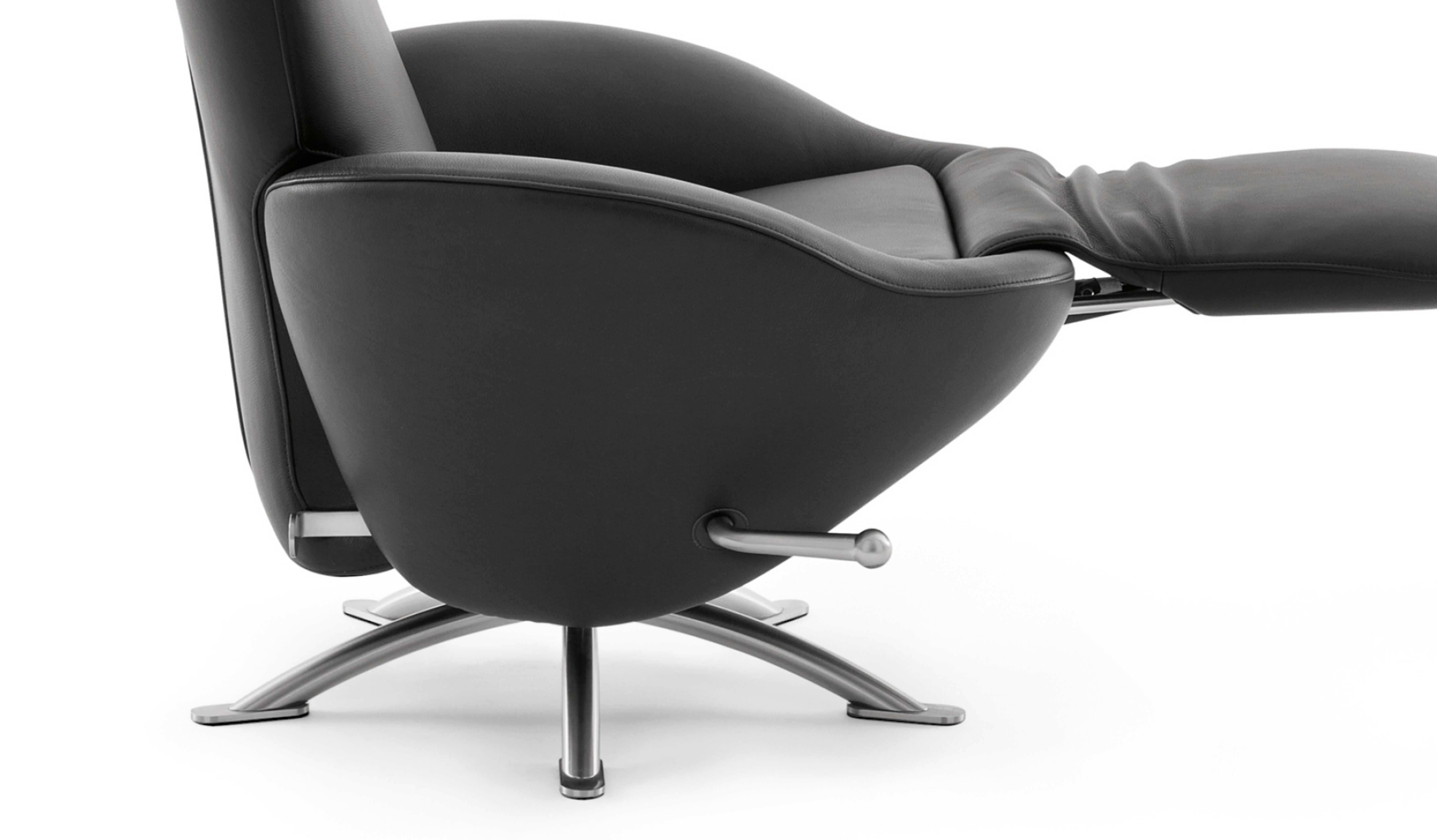 Dodo Armchair | Toshiyuki Kita | Cassina Dodo Armchair | Toshiyuki Kita | Cassina