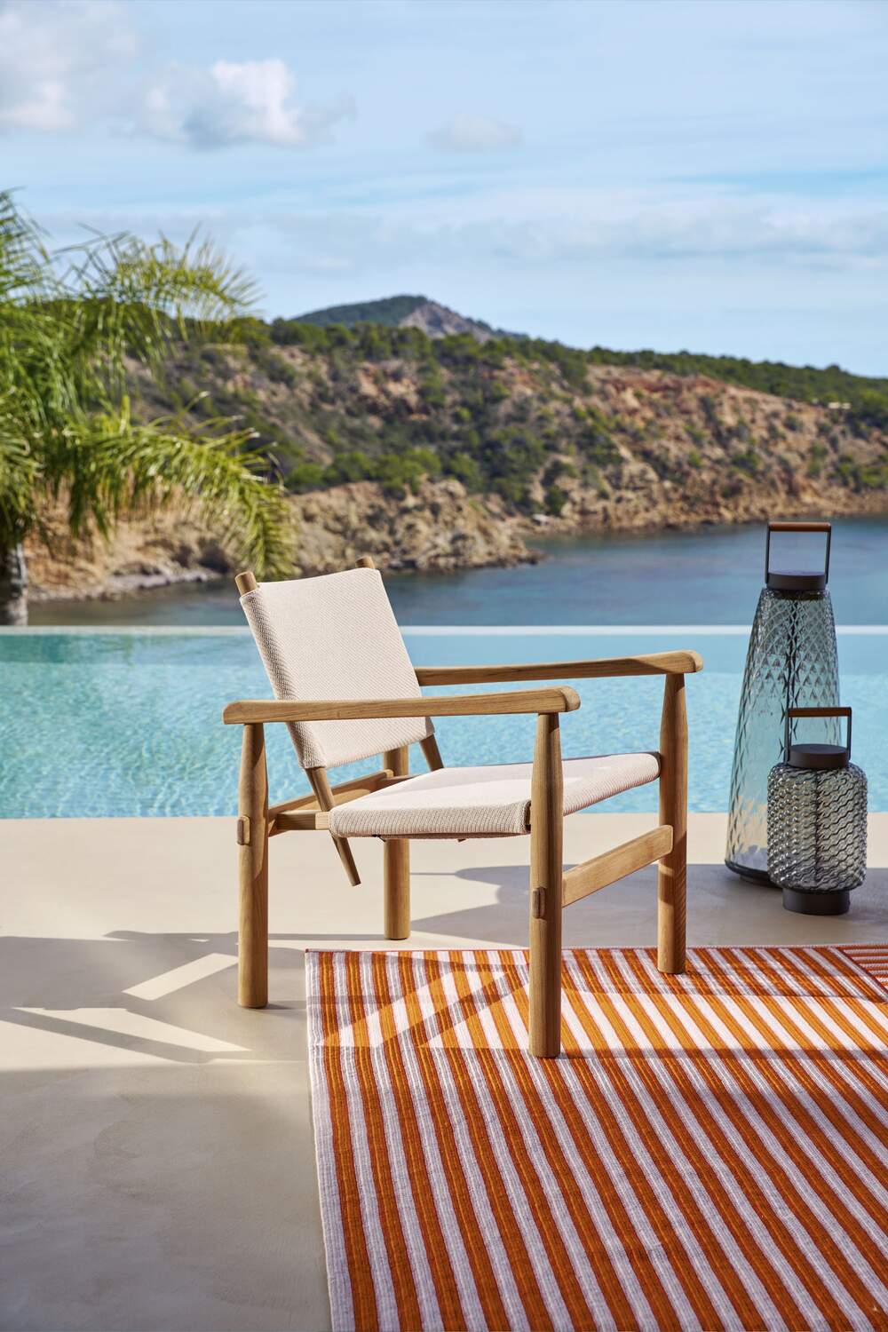 Doron Hotel Outdoor armchair by Charlotte Perriand | Cassina