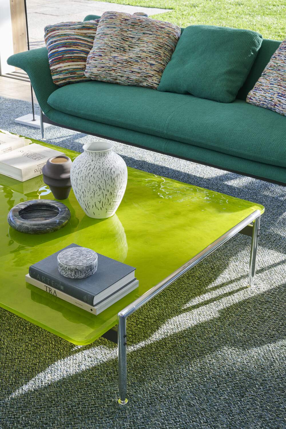 Esosoft Coffee Table | Antonio Citterio | Cassina