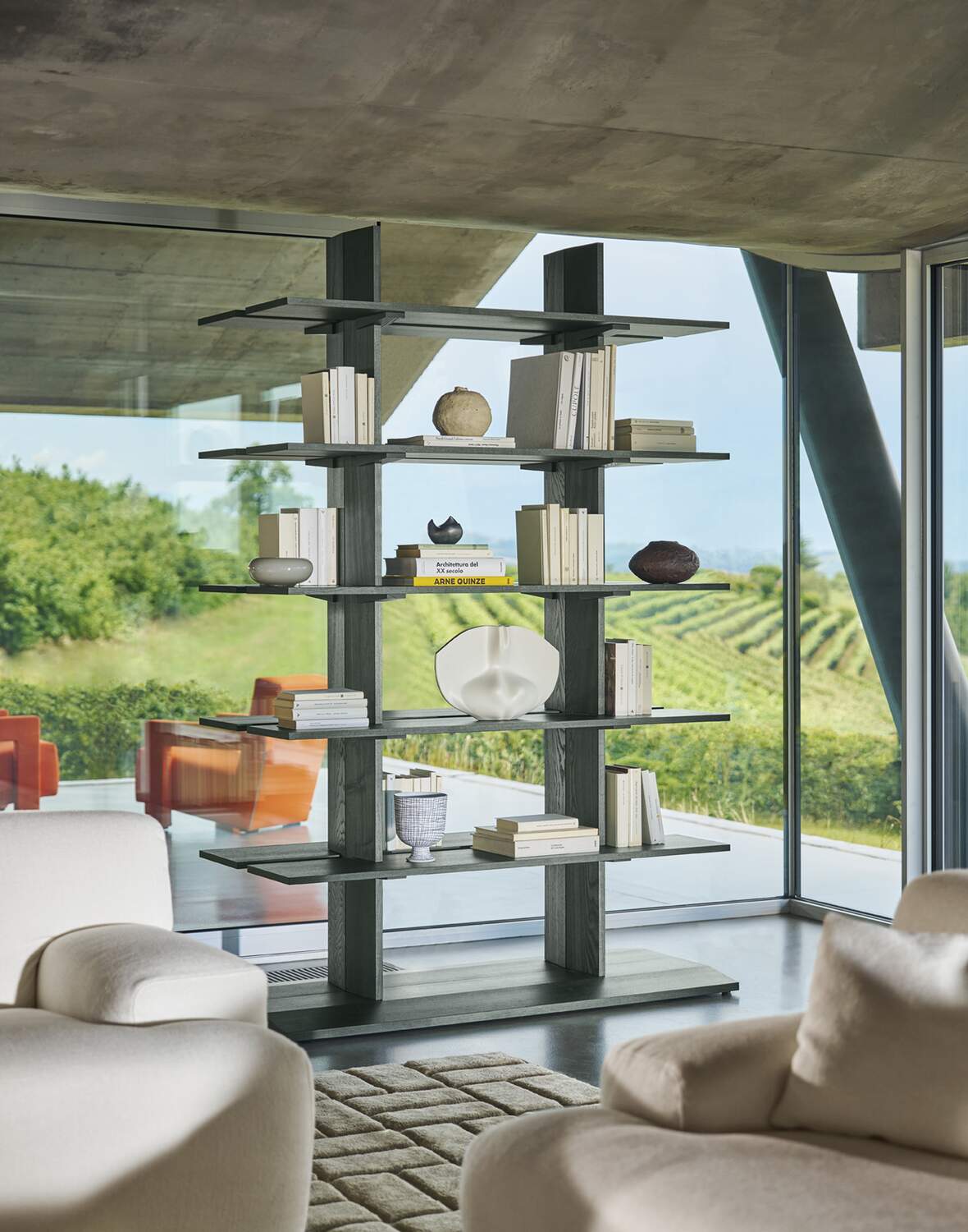 01 ambienti ff spine freestanding booskhelf