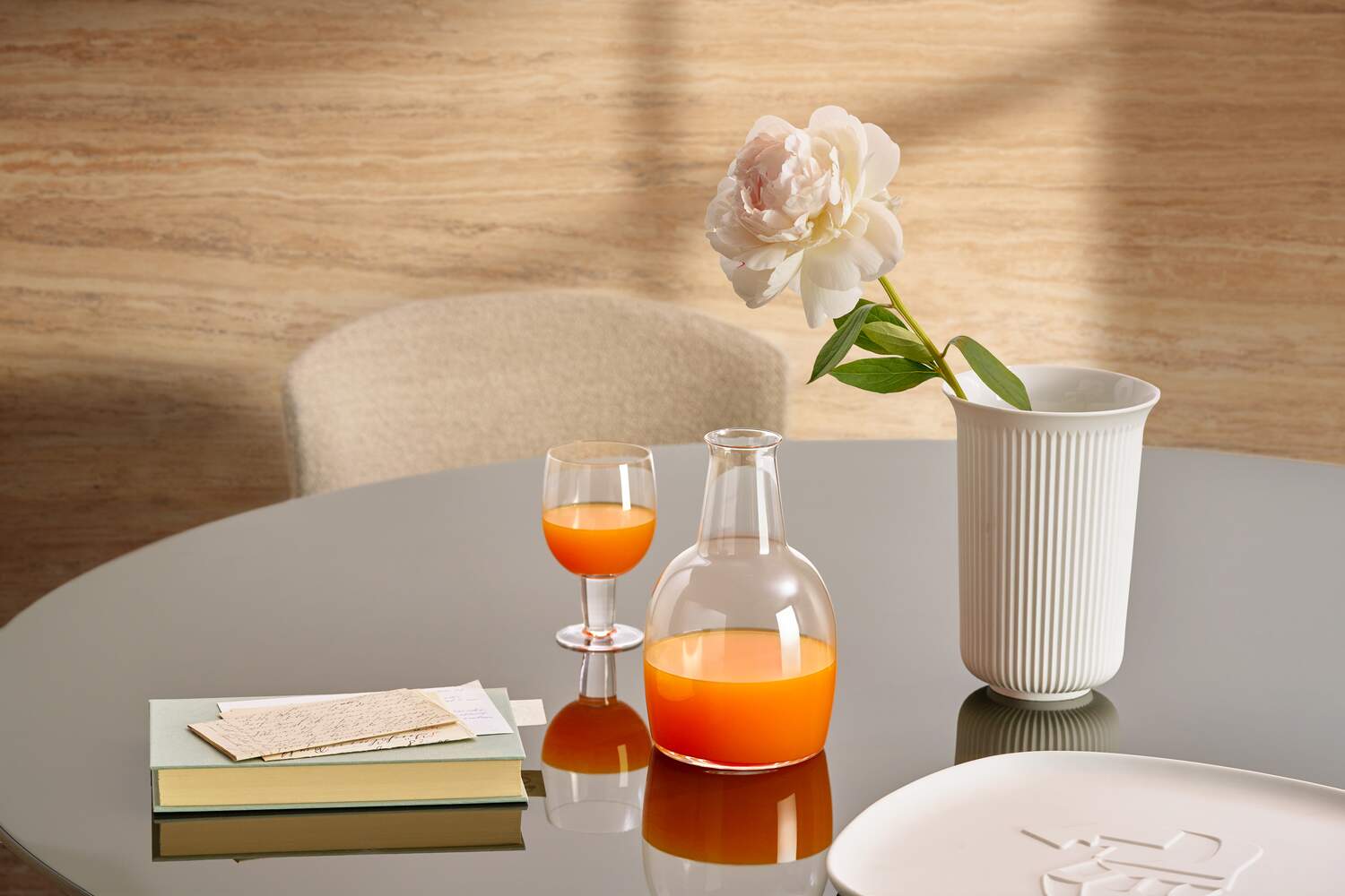 001 ambienti glass carafe