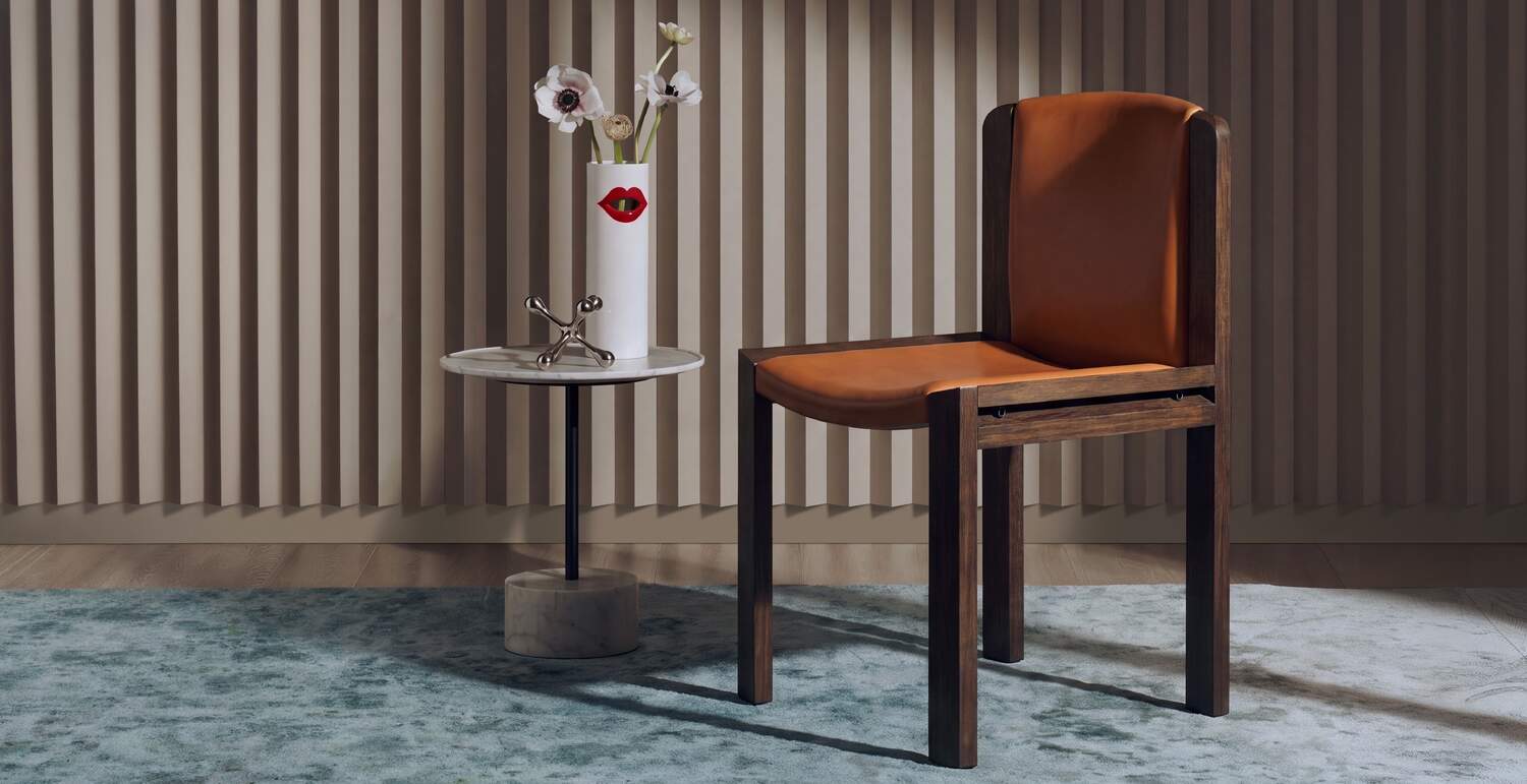 01 hero chair 300