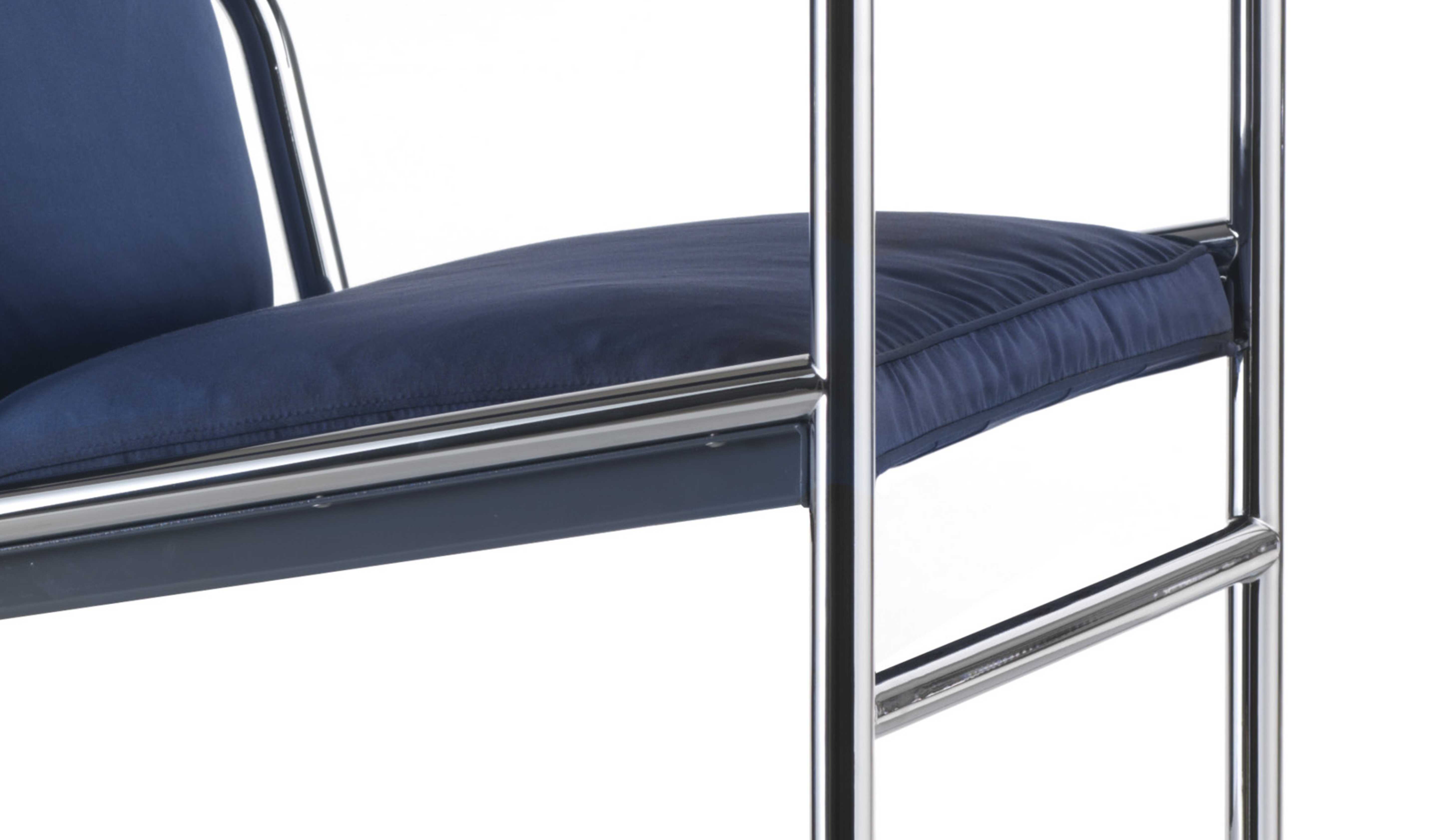 坂茂　椅子　スツール　vitra magis cassina aalto Buy 280 Zig-Zag chair from Cassina | NO GA