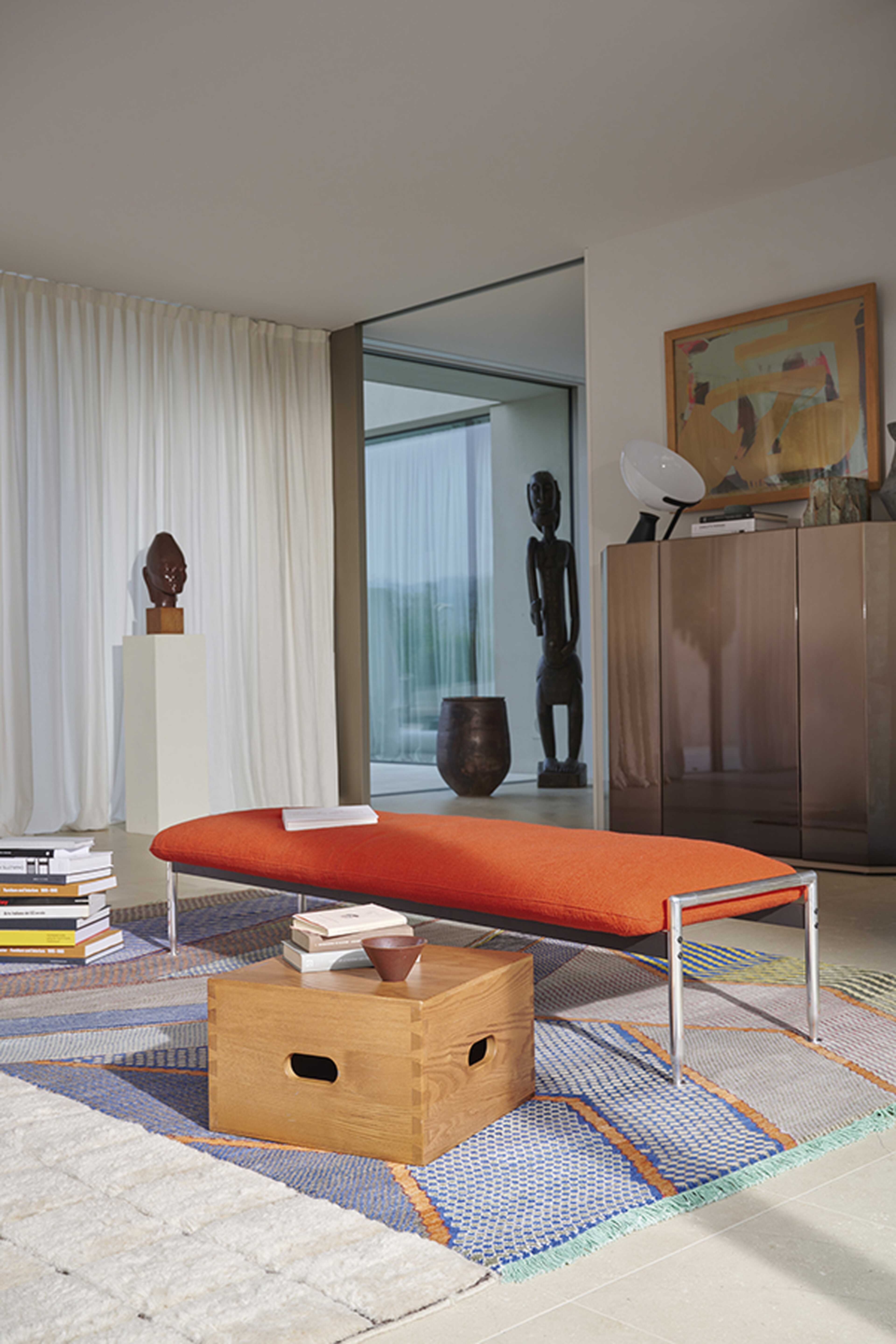 Cassina（カッシーナ）LC14MAISON DU BRESILスツール|カッシーナ