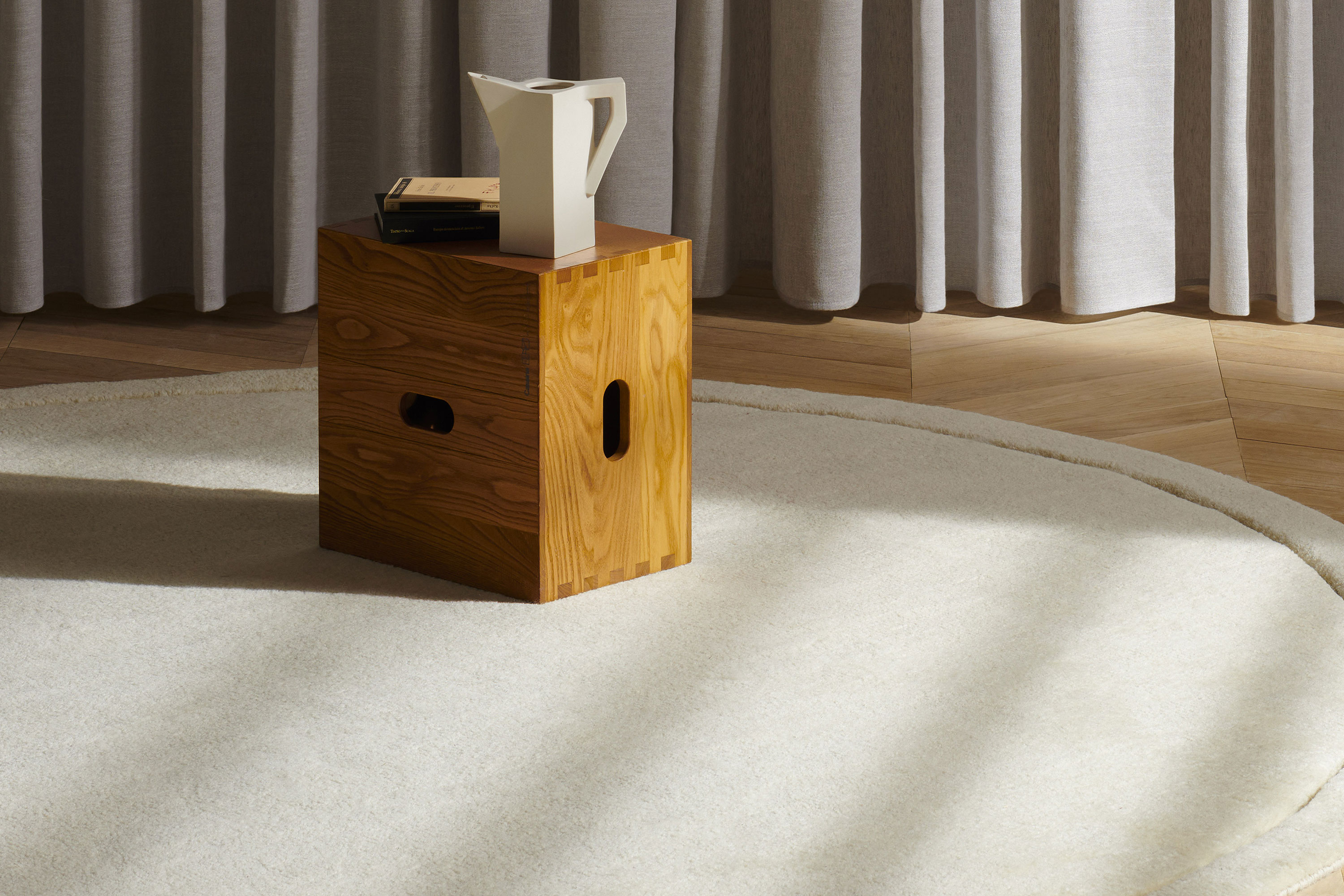 LC14 Tabouret Cabanon | Made by Cassina