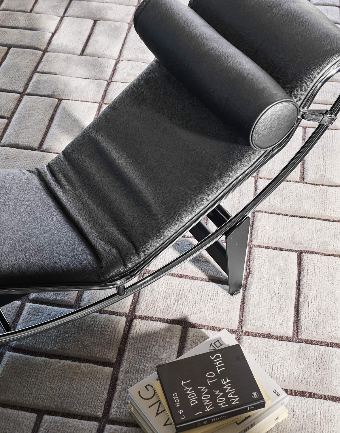 4 Chaise longue à réglage continu, durable armchair | Le Corbusier