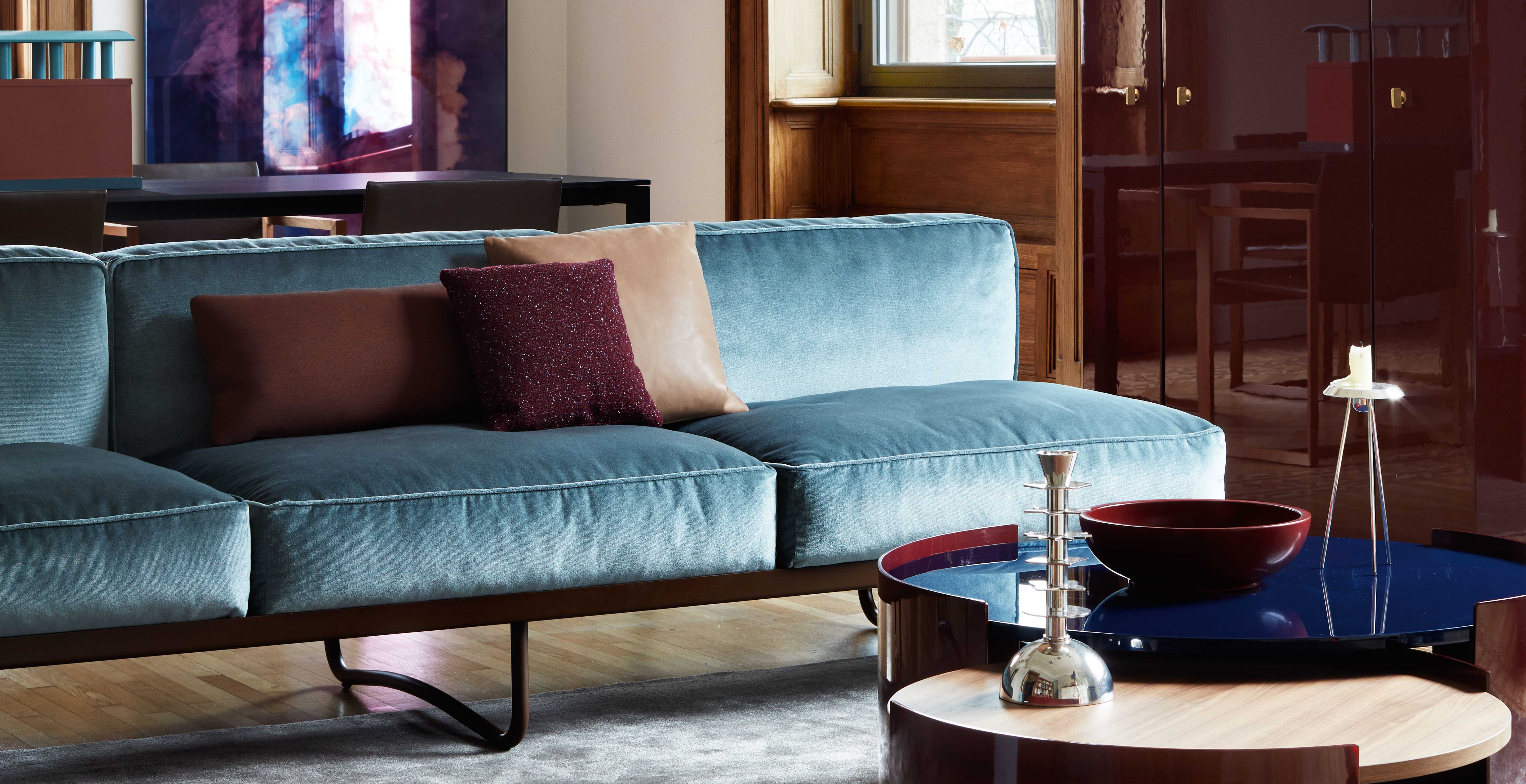 Lc5 sofa bed clearance