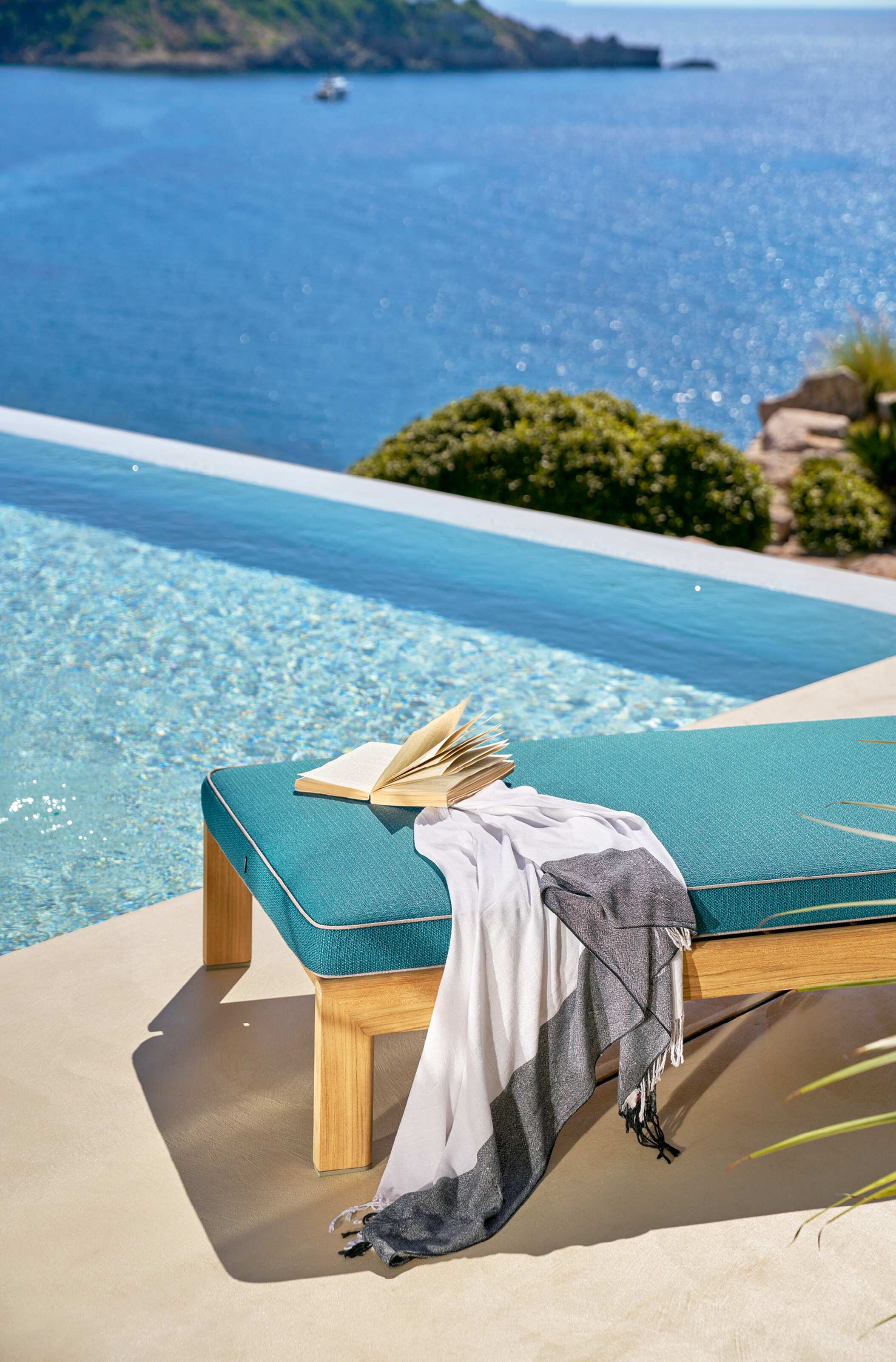 Lie Out | Outdoor | Rodolfo Dordoni | Cassina