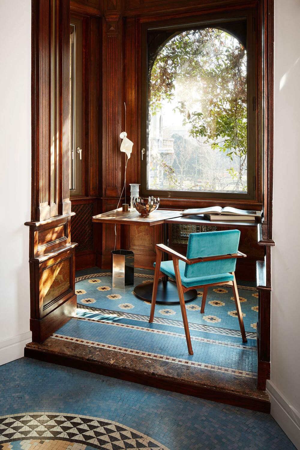 Luisa Chair with armrests by Franco Albini | Cassina