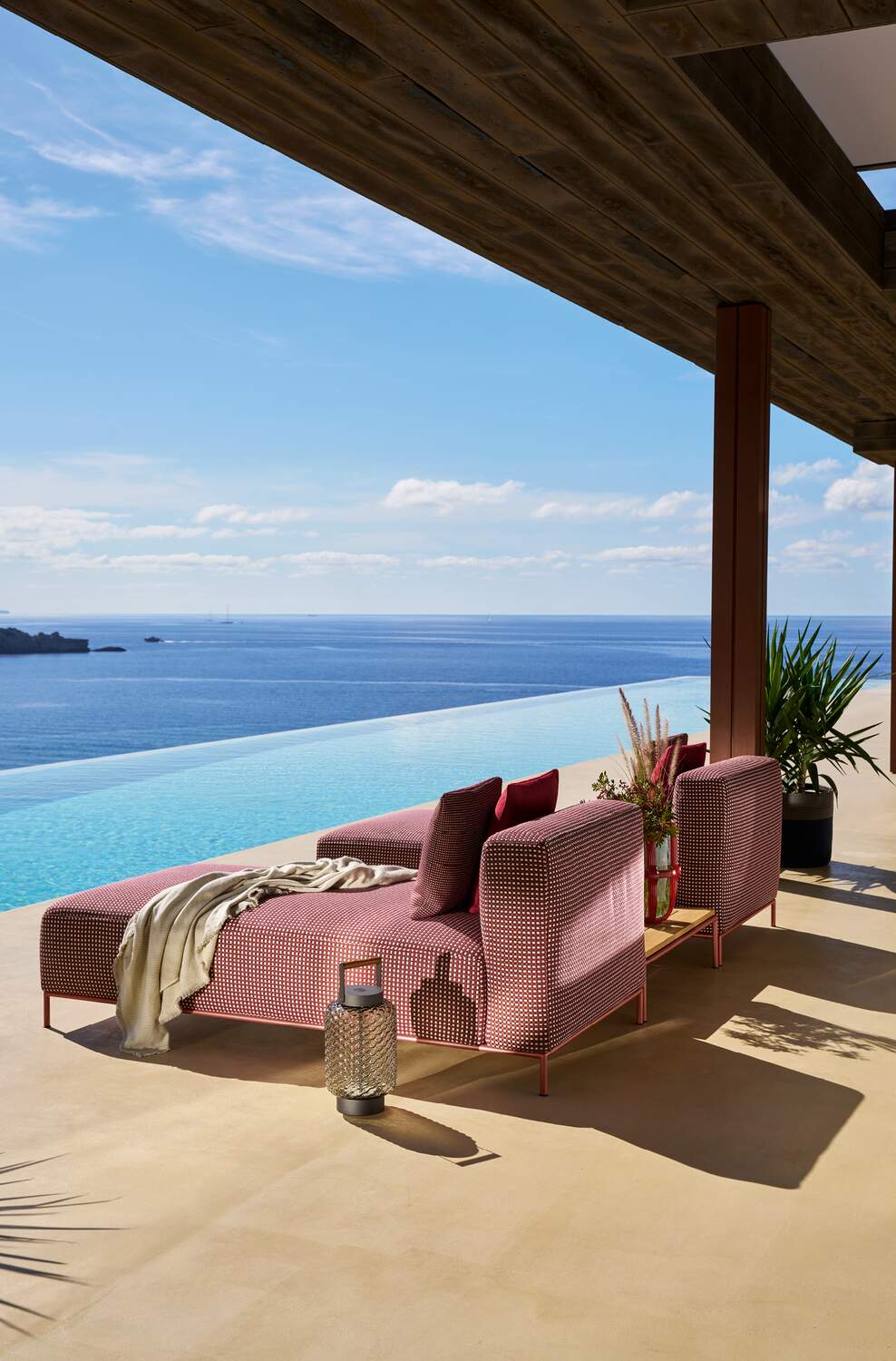 Mex-Hi Outdoor sofa | Piero Lissoni