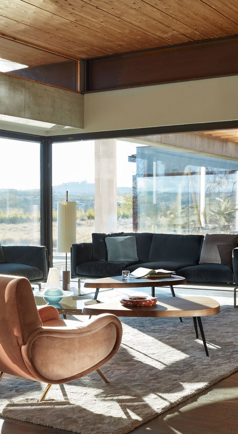 MEXIQUE メキシク テーブルcassina カッシーナ ペリアン Mexique Low table by Charlotte Perriand | Cassina