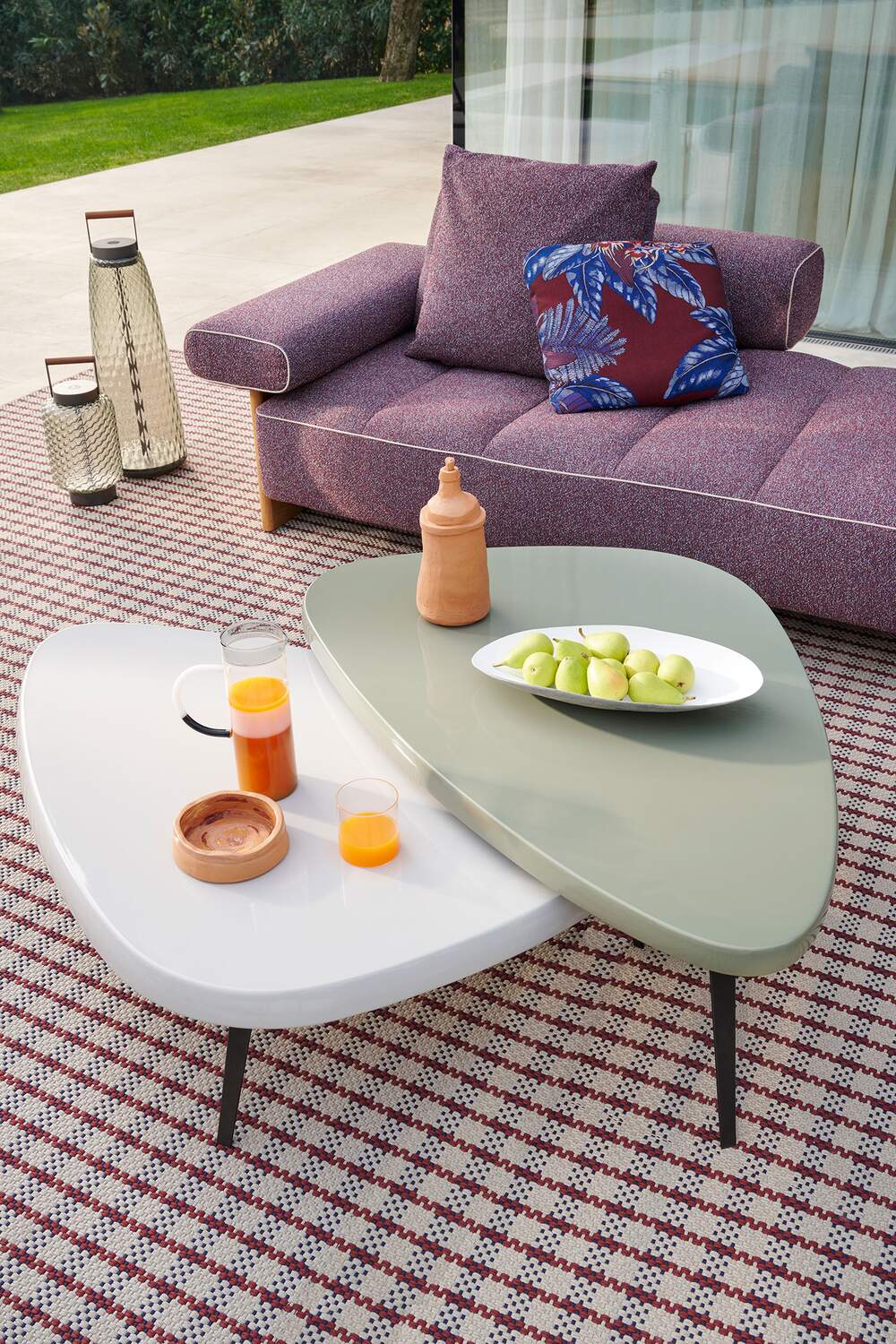 Mexique outdoor low table | Outdoor | C. Perriand | Cassina