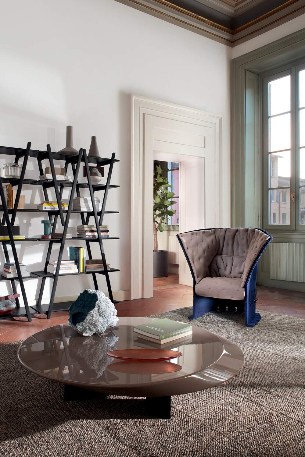 Nuvola Rossa Bookcase by Vico Magistretti | Cassina