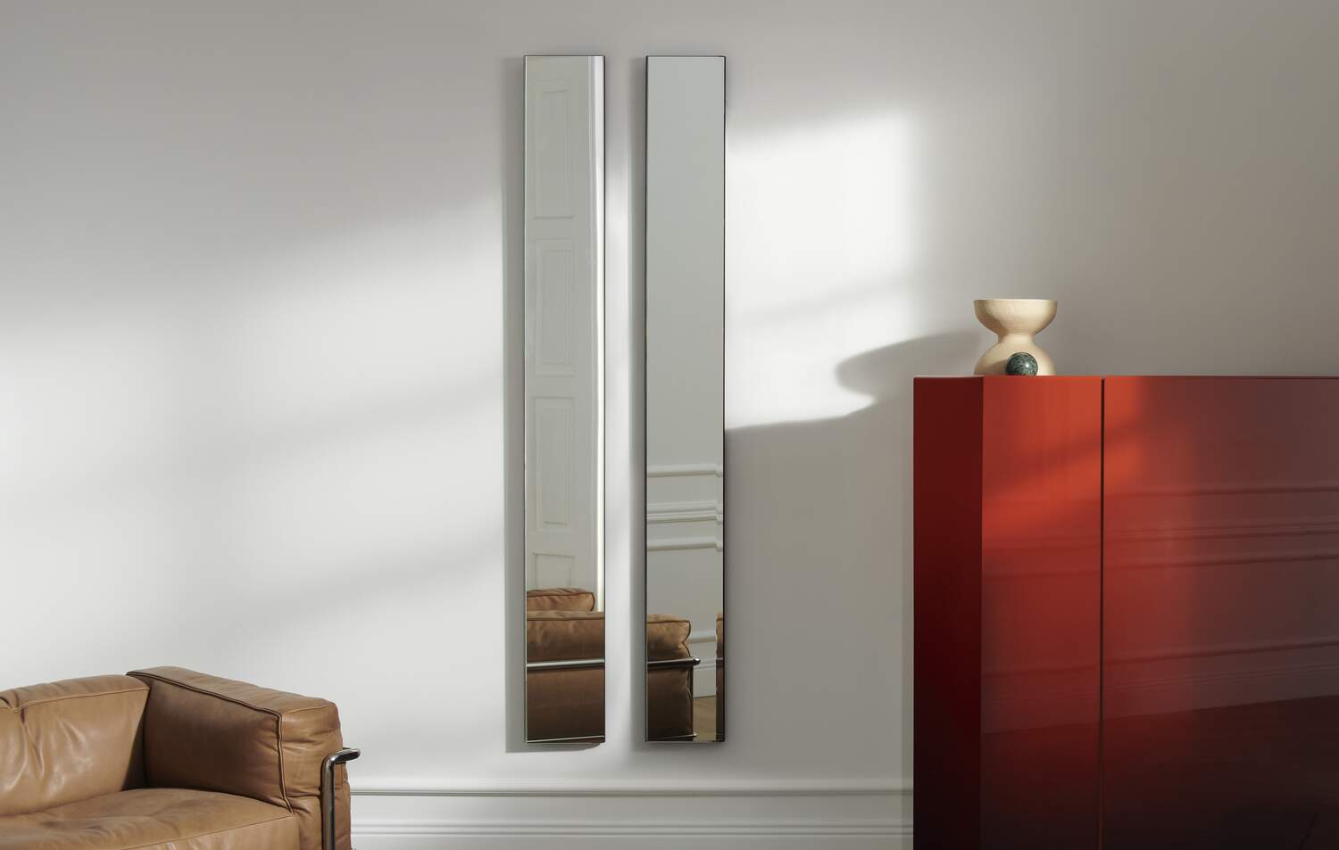 Otero Mirror by Studio Simon | Cassina