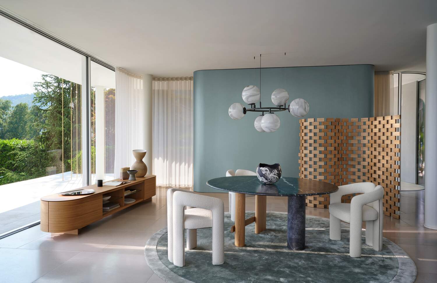 Paravent Ambassade Wood screen by Charlotte Perriand | Cassina