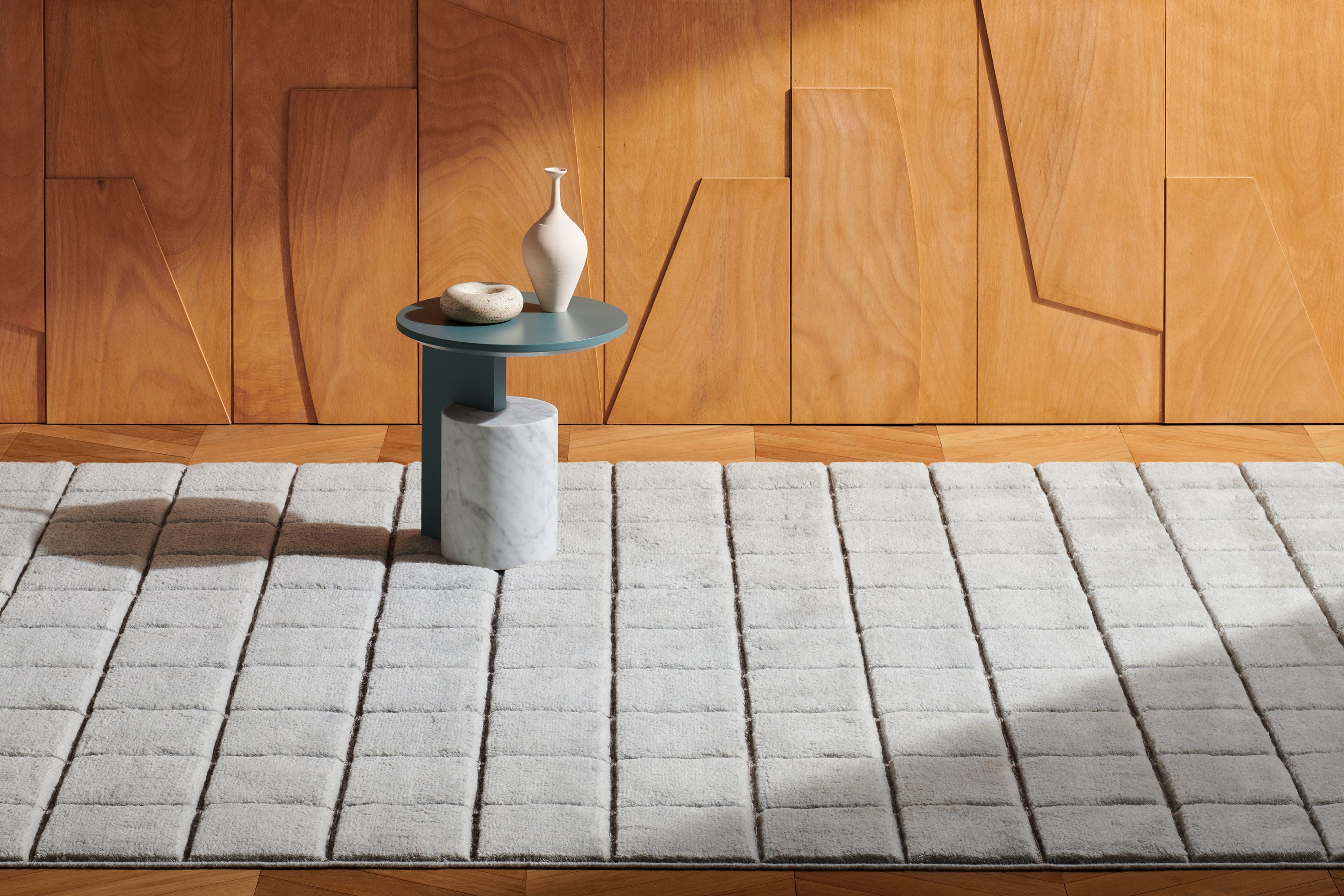 Sahara Grid Rug - Contemporary Design by Cassina