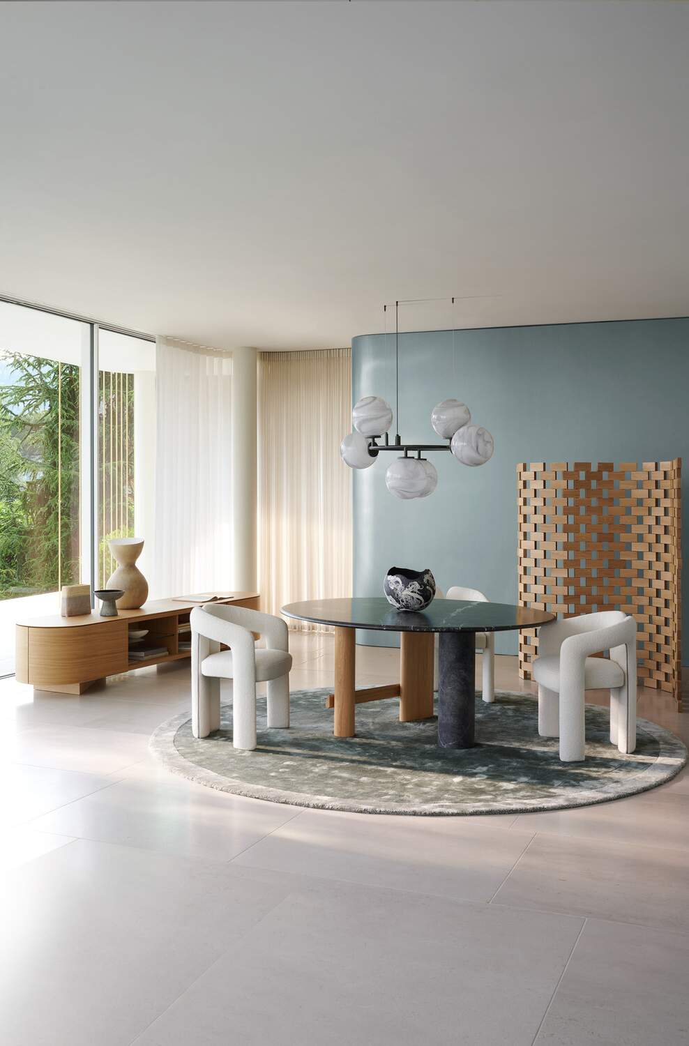 【限定値引】Cassina VENTO round dining table 限定値引】Cassina VENTO round dining table 限定値引】Cassina VENTO