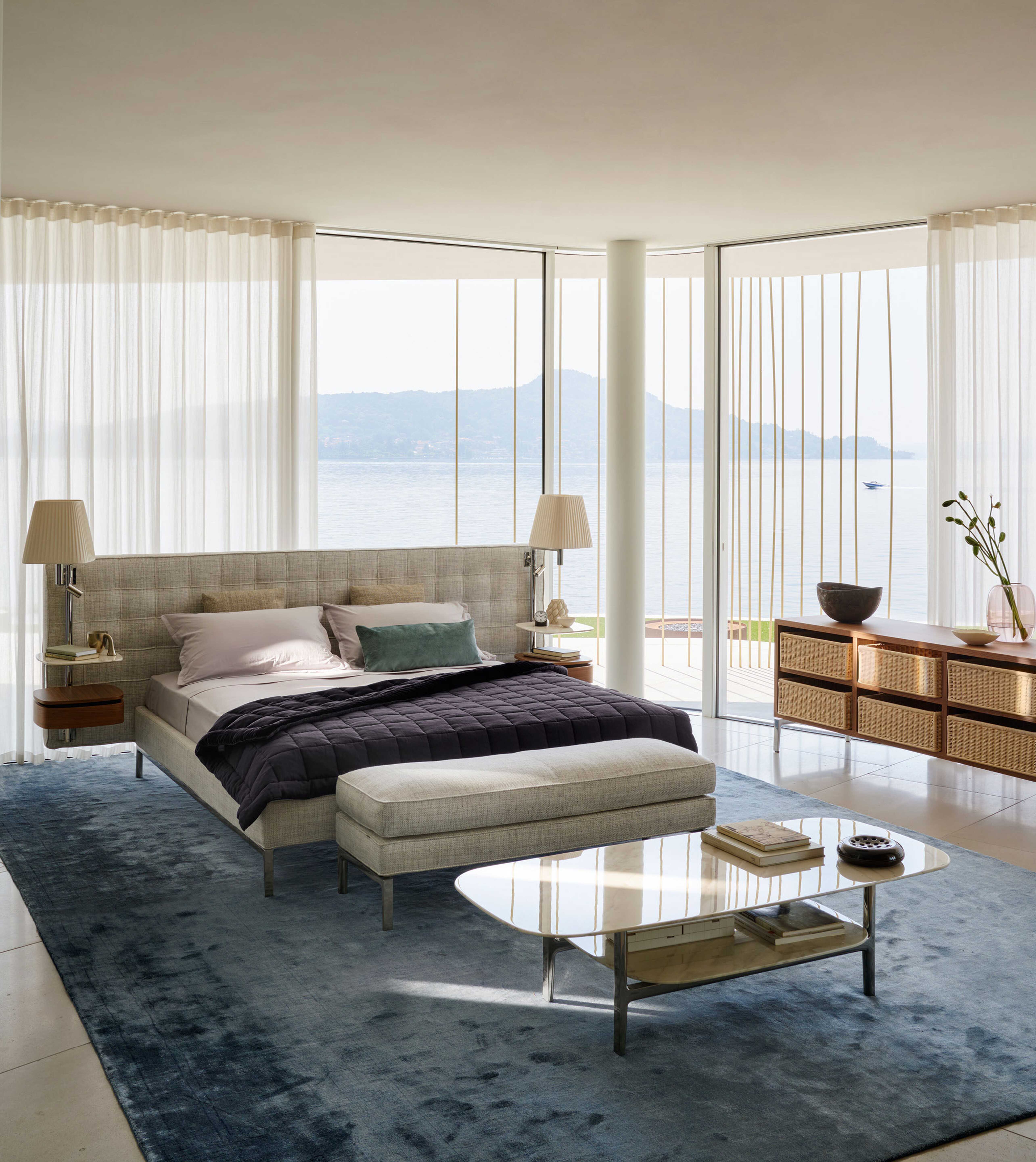 置物 Cassina Volage EX-S Drawers by Philippe Starck | Cassina