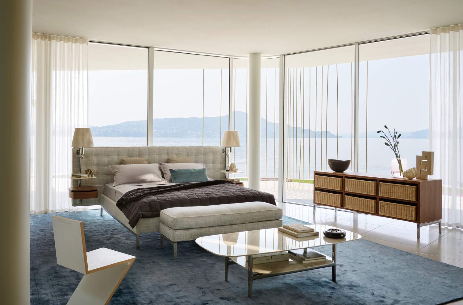 Zig Zag Chair by Gerrit Thomas Rietveld | Cassina