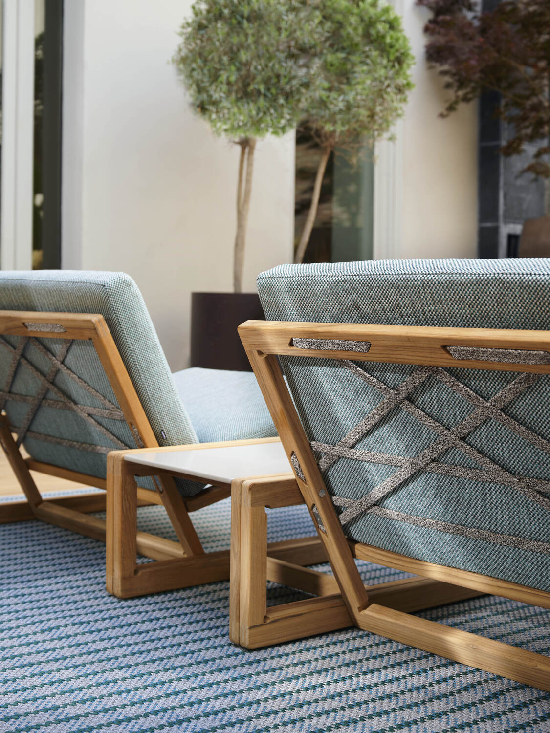 1 contemporary outdoors