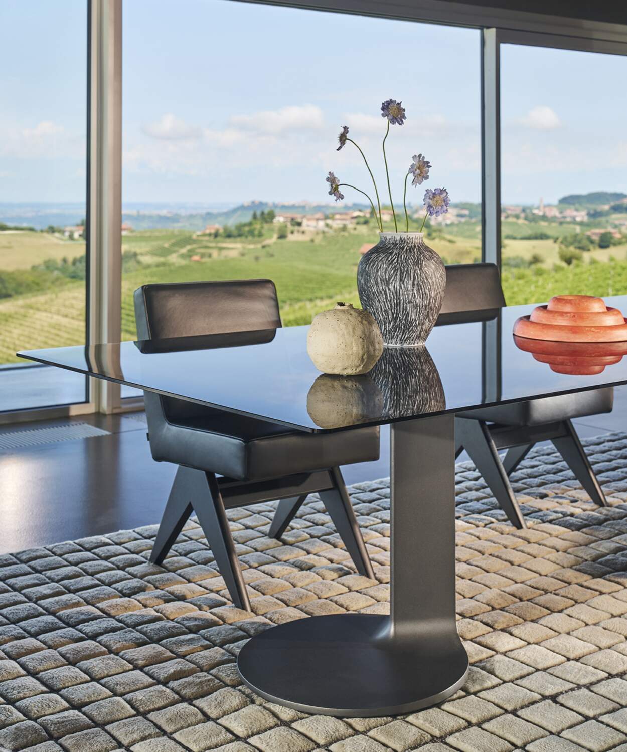 04 Cassina landing page DINING slider 1250X1500px