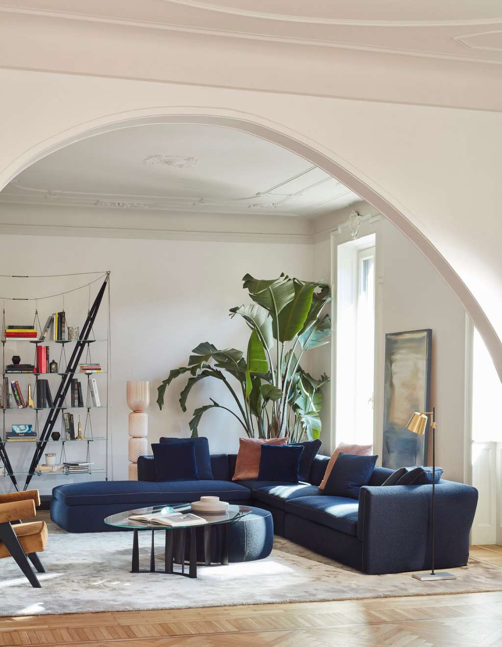 Editie Op de grond Jane Austen 3 Fauteuil Grand Confort, grand modèle Sofa by Le Corbusier, Pierre  Jeanneret, Charlotte Perriand | Cassina